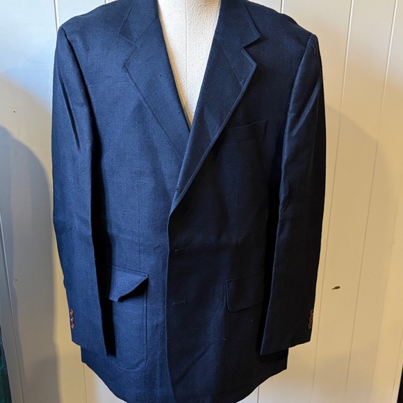 Men’s Orvis Dark Blue Sport Coat 100% Silk Size 46R NWOT With Garment Bag